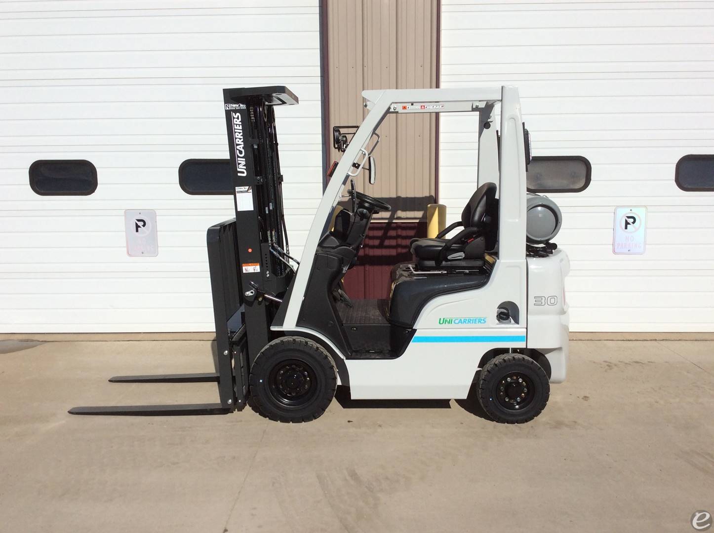 2023 Unicarriers PF30DF