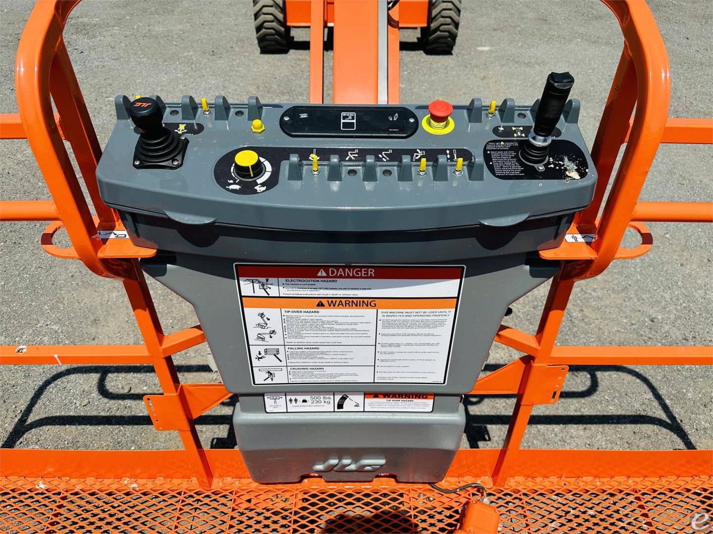 2012 JLG 660SJ