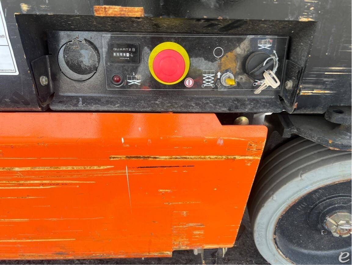 2021 JLG R1932i