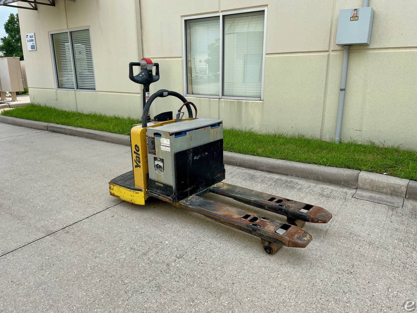 2015 Yale MPE060LF Electric Forklif...