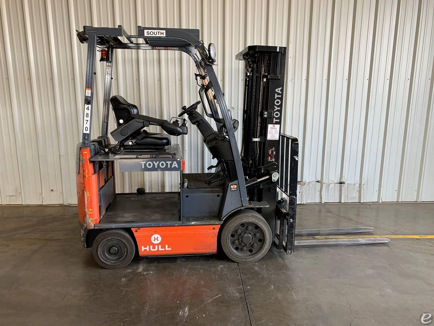 2020 Toyota 8FBCU25 Electric Forkli...