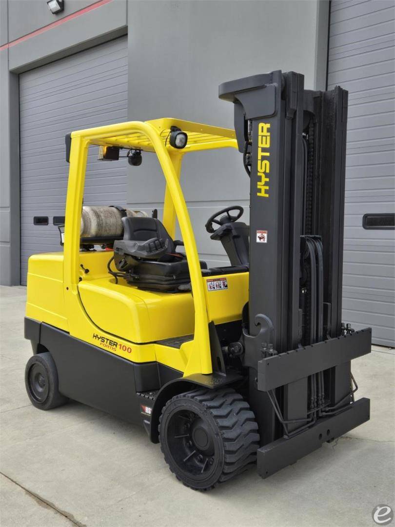 2017 Hyster S100FT LP Gas Forklift - 123Forklift