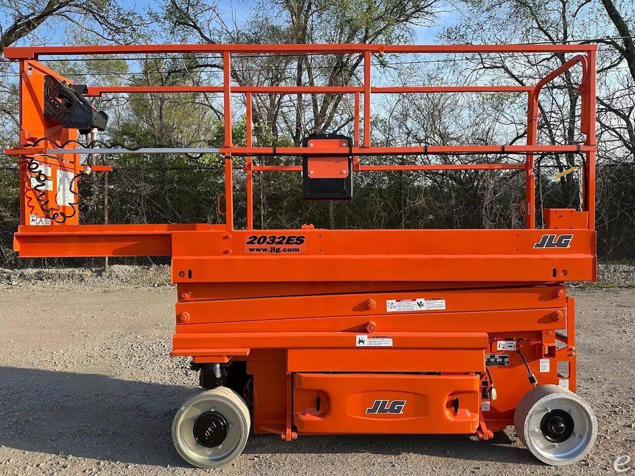 2015 JLG 2032ES Electric Scissor Li...