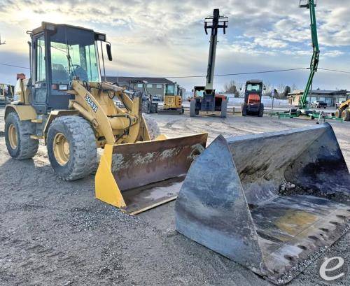 2001 John Deere 304H