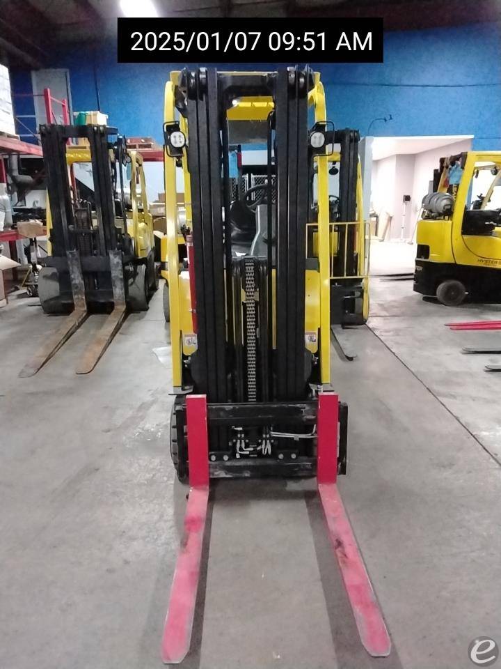 2021 Hyster E35XN