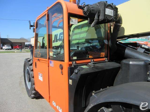 2015 JLG G9-43A