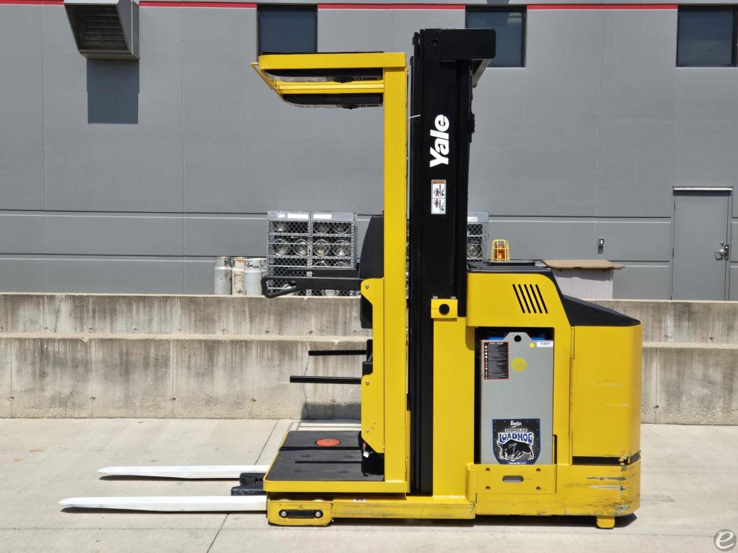 2021 Yale OS030BF Electric Order Pi...