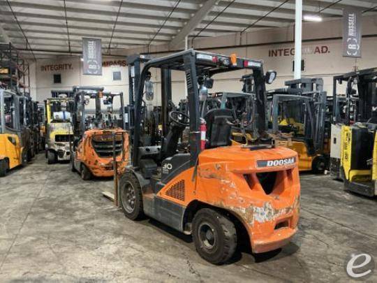 2023 Doosan G30E-7