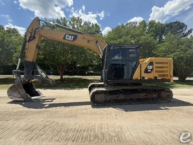 2019 Cat 320
