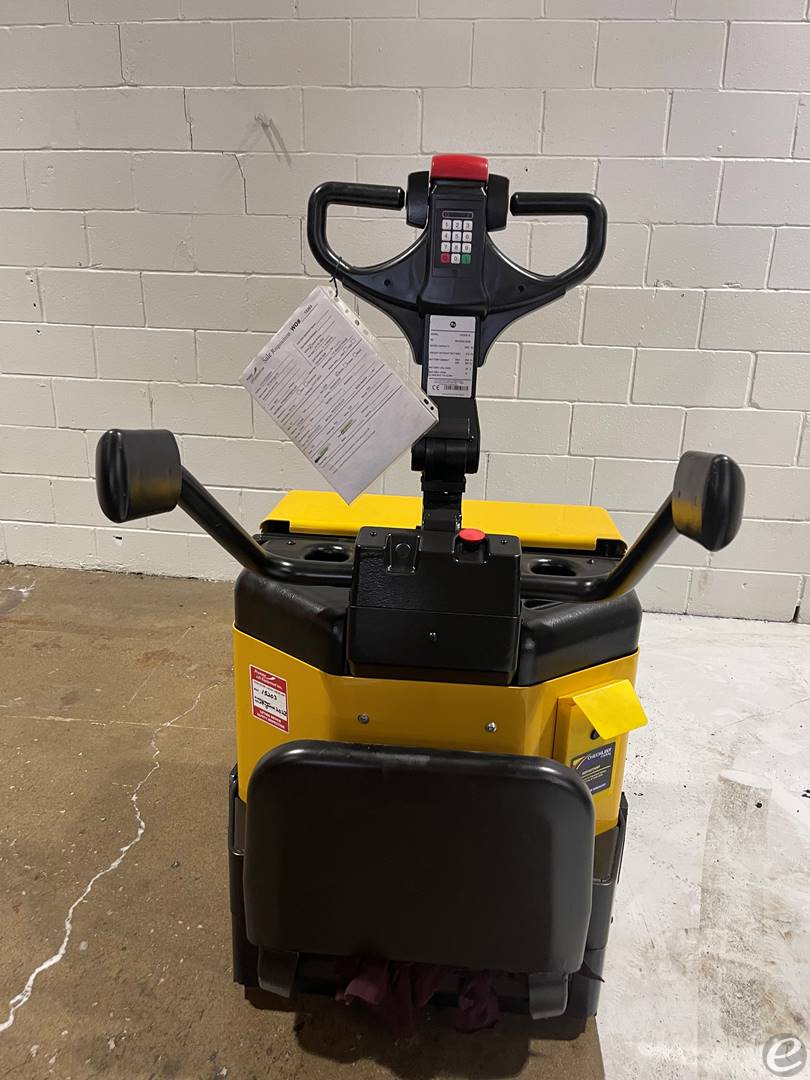  BT                                                 LPE200/8 Electric Forklift - 123Forklift