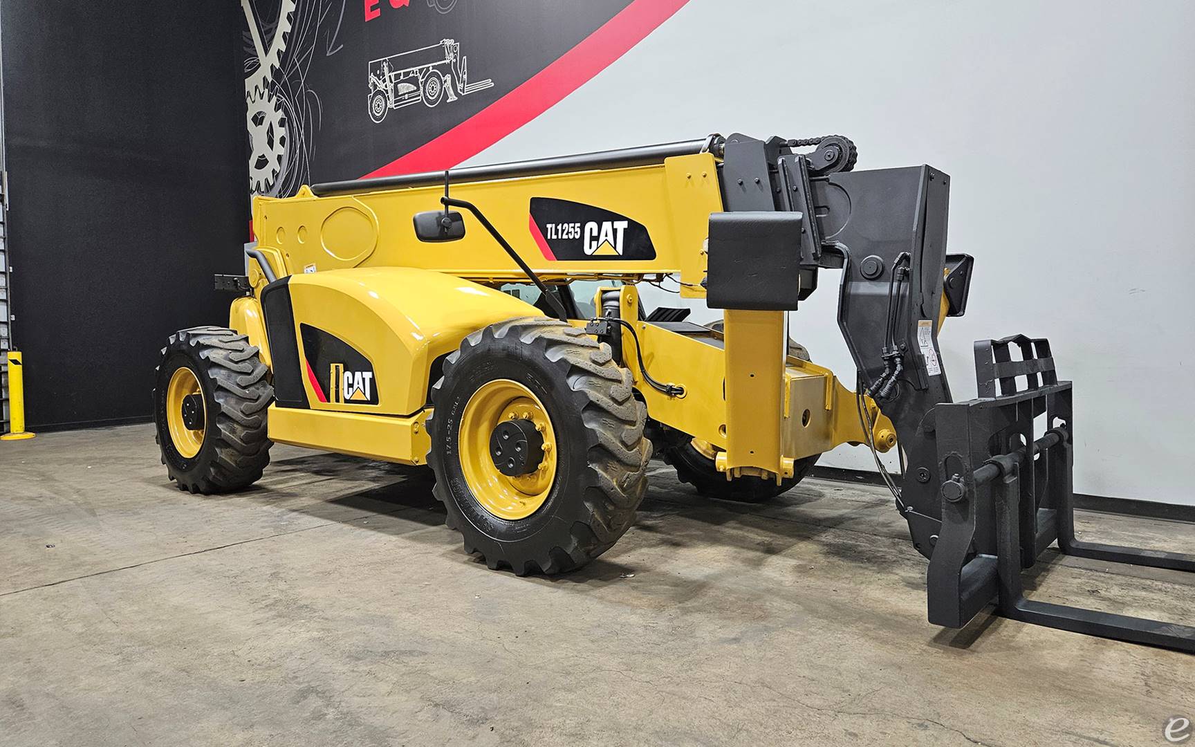2019 Cat TL1255D