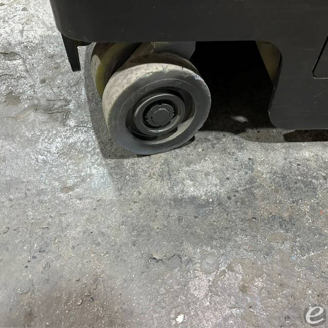 2021 Yale NR045EB