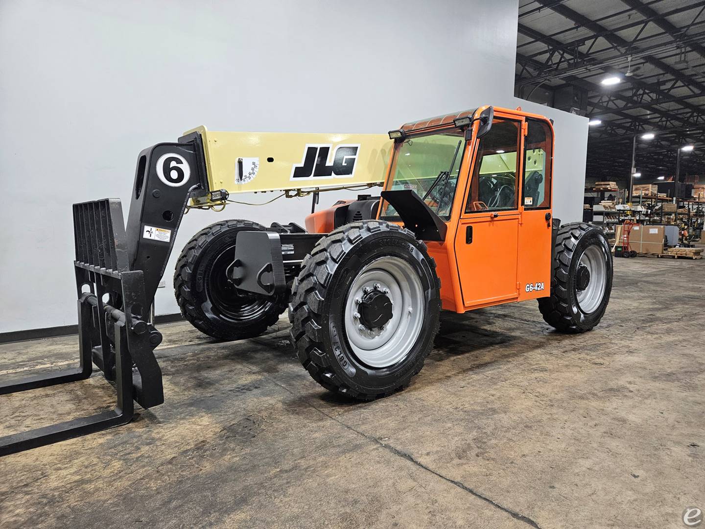 2011 JLG G6-42A