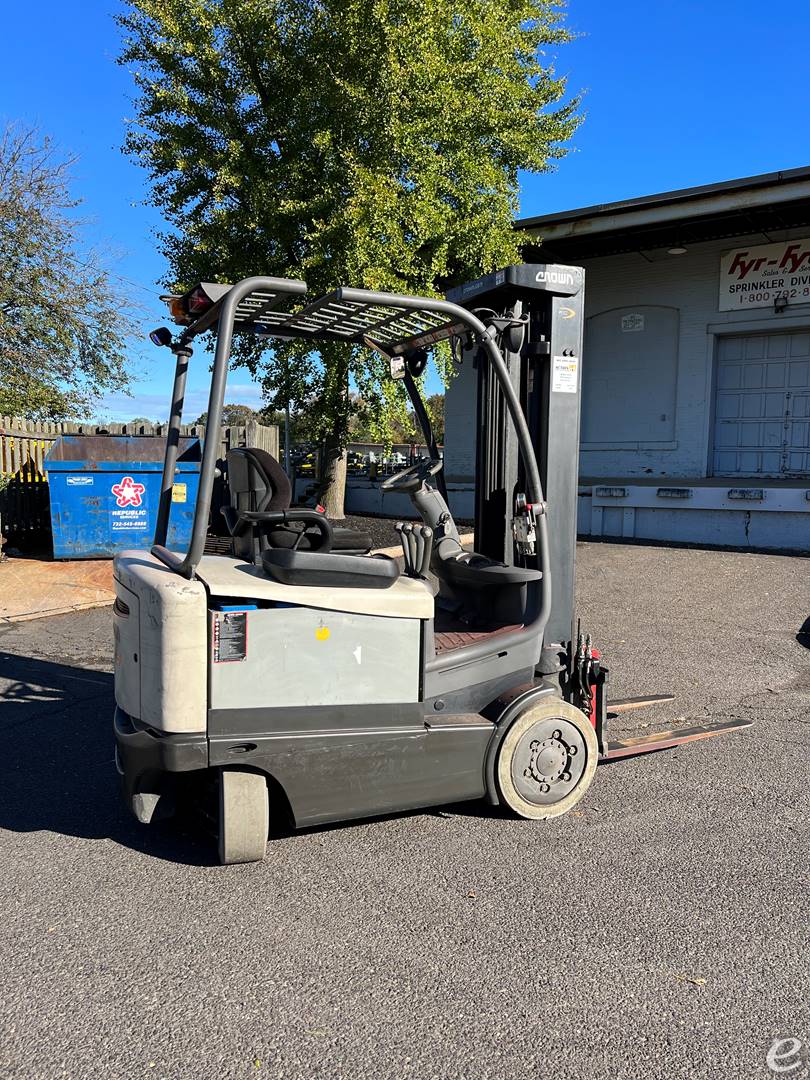 2007 Crown FC4525-50
