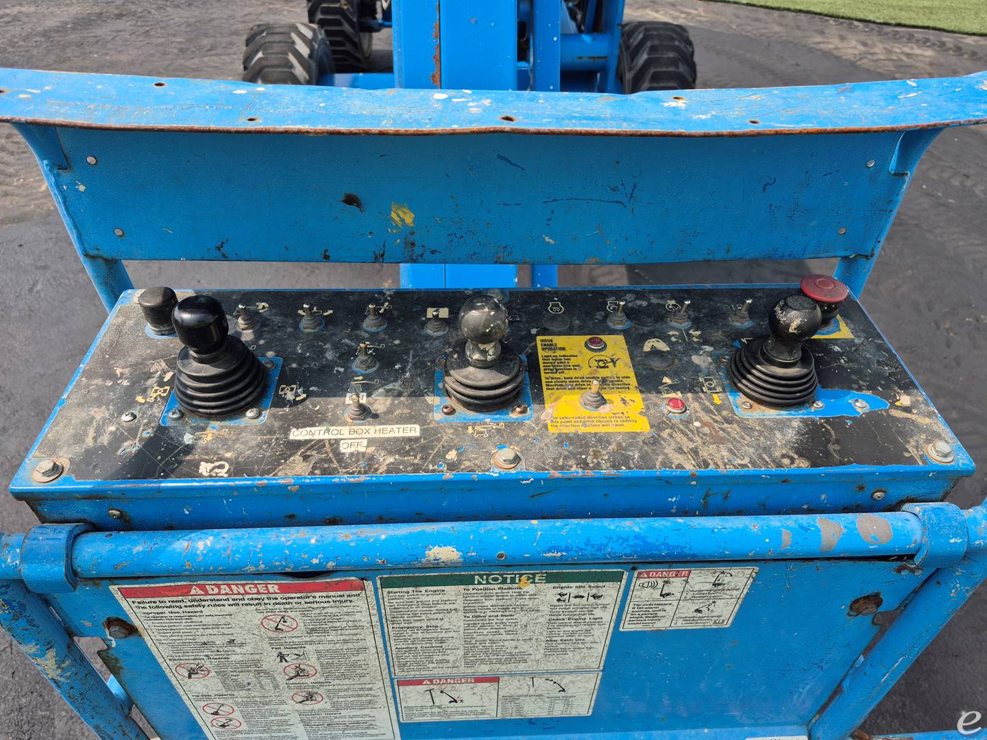 2012 Genie Z45/25J