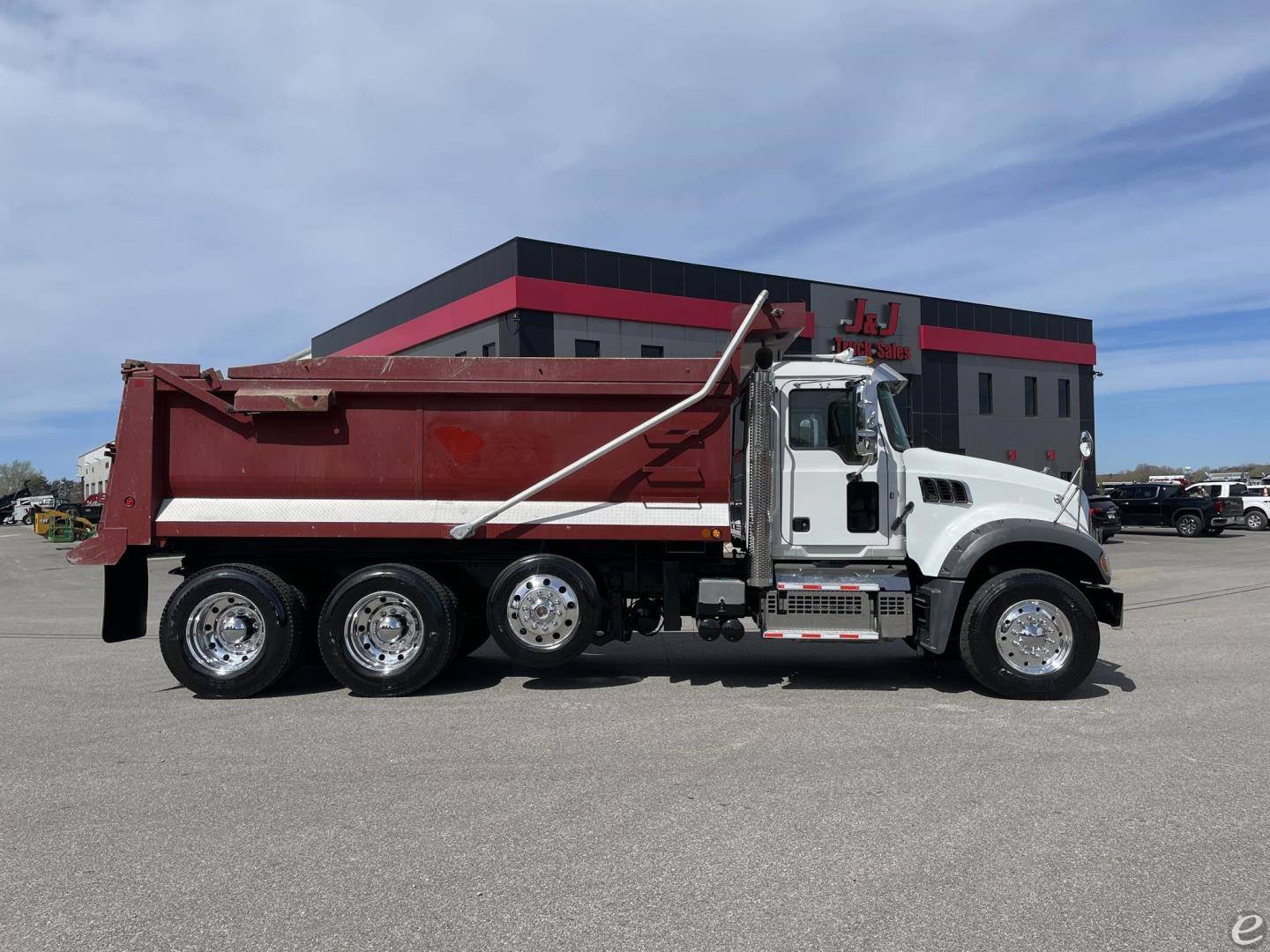 2020 Mack GRANITE 64FR