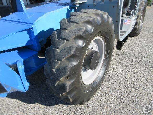 2013 Genie GTH1056