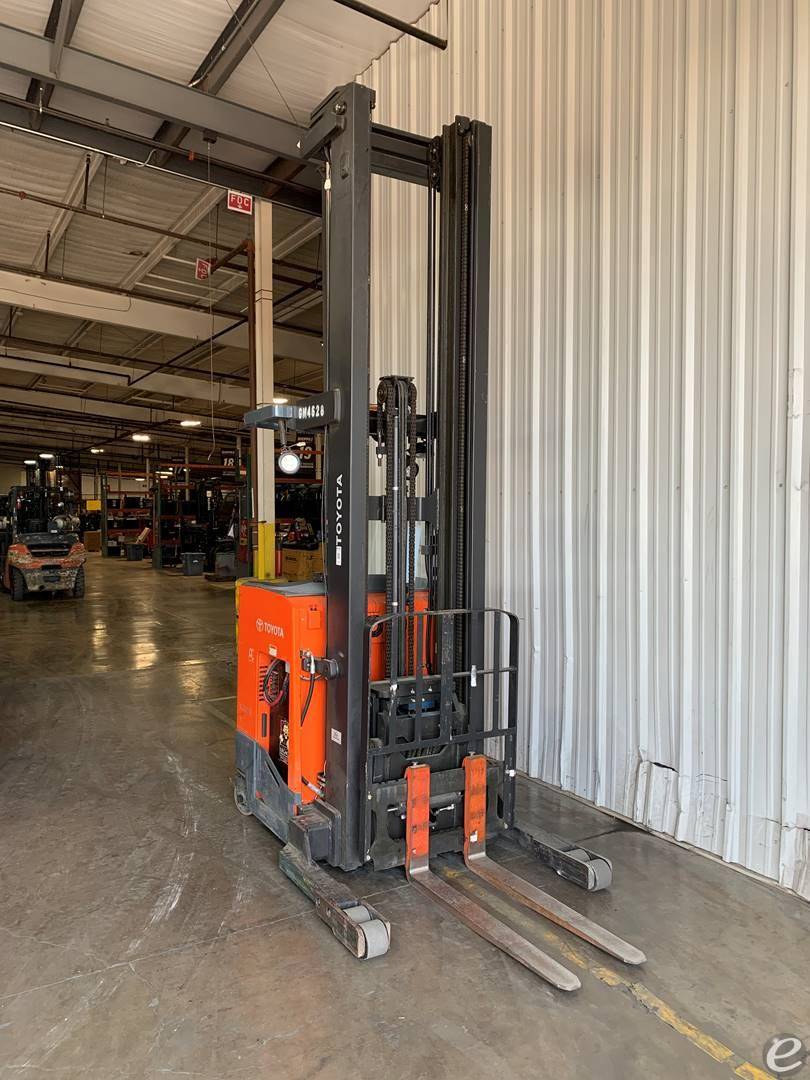 2018 Toyota 9BRU23 Electric Reach Truck - 123Forklift