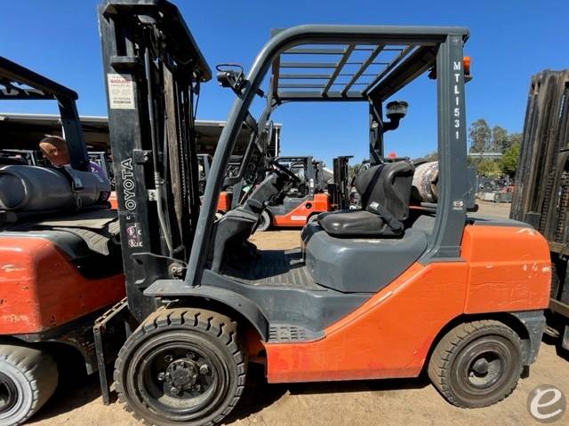 2015 Toyota 8FGU32 LP Gas Forklift
