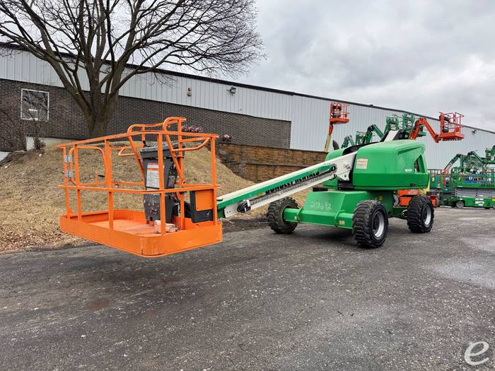 2015 JLG 400S