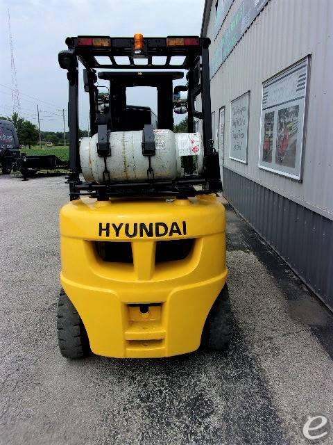 2017 Hyundai 25L-7A
