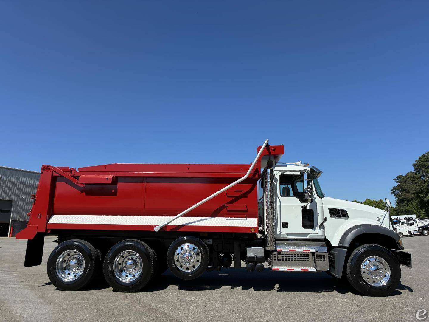 2020 Mack GRANITE 64FR