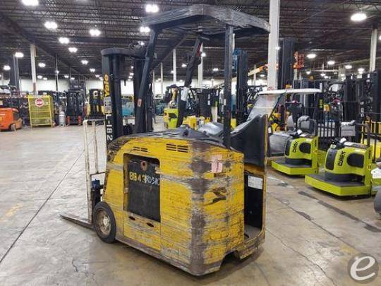 2016 Yale ESC040 Electric Forklift - 123Forklift