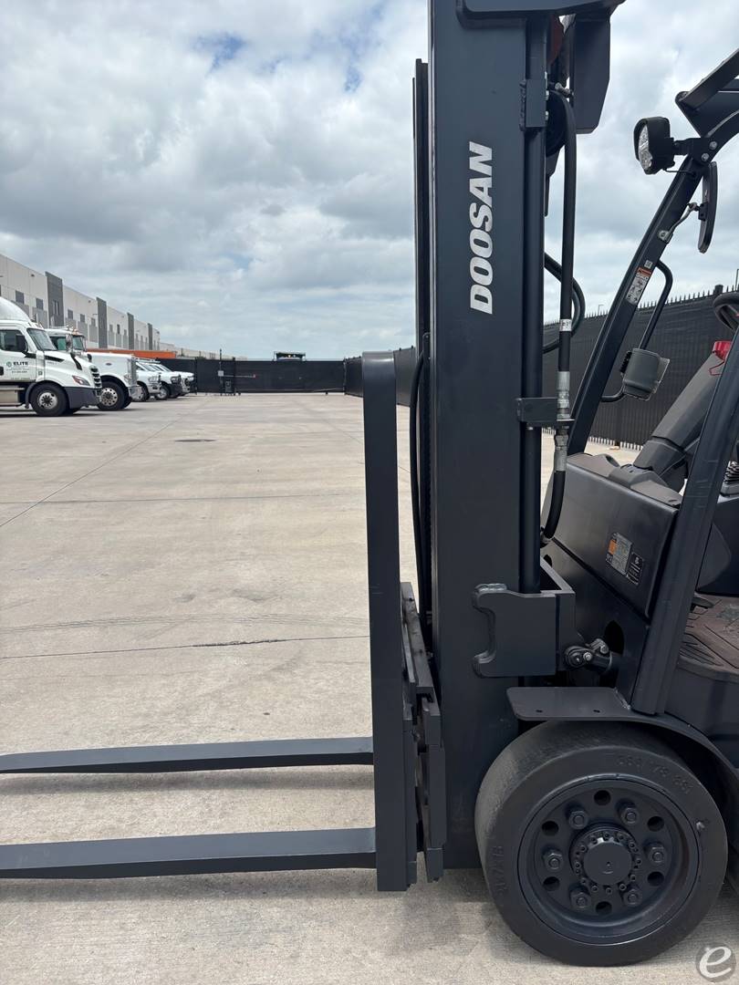 2021 Doosan GC25S-9