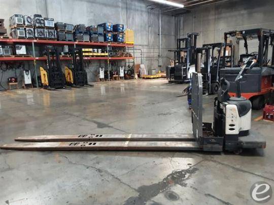 2008 Crown PE4500-80 Electric Forklift - 123Forklift