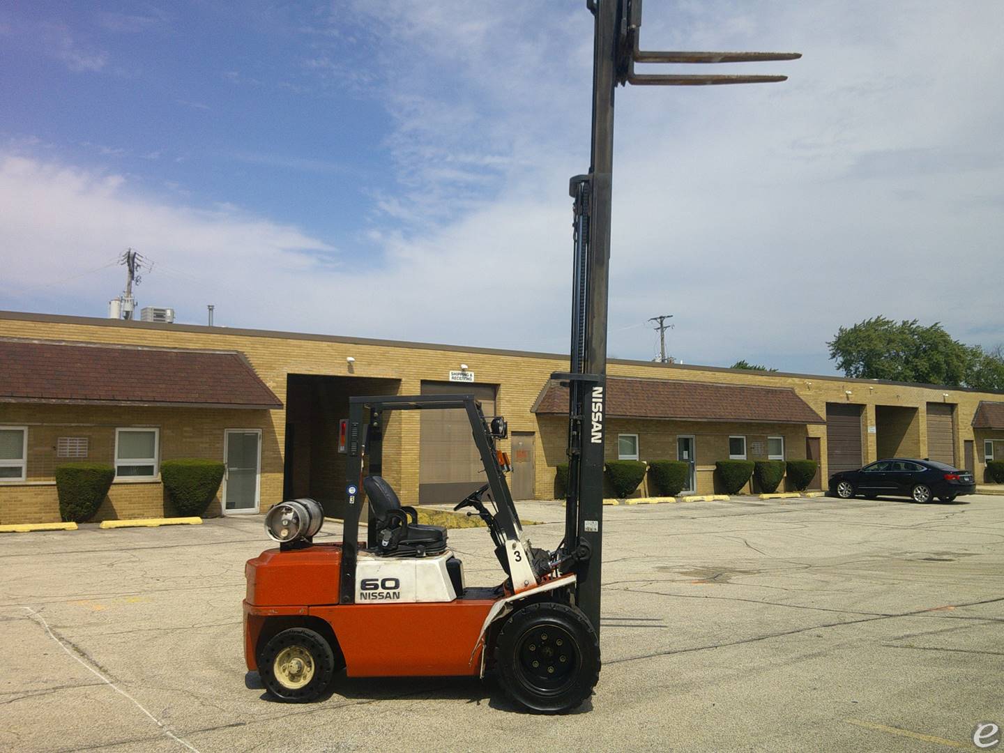 2003 Nissan                                             UGJ02A30EV LP Gas Forklift - 123Forklift