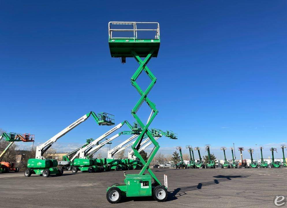 2014 JLG 260MRT Diesel Scissor Lift - 123Forklift