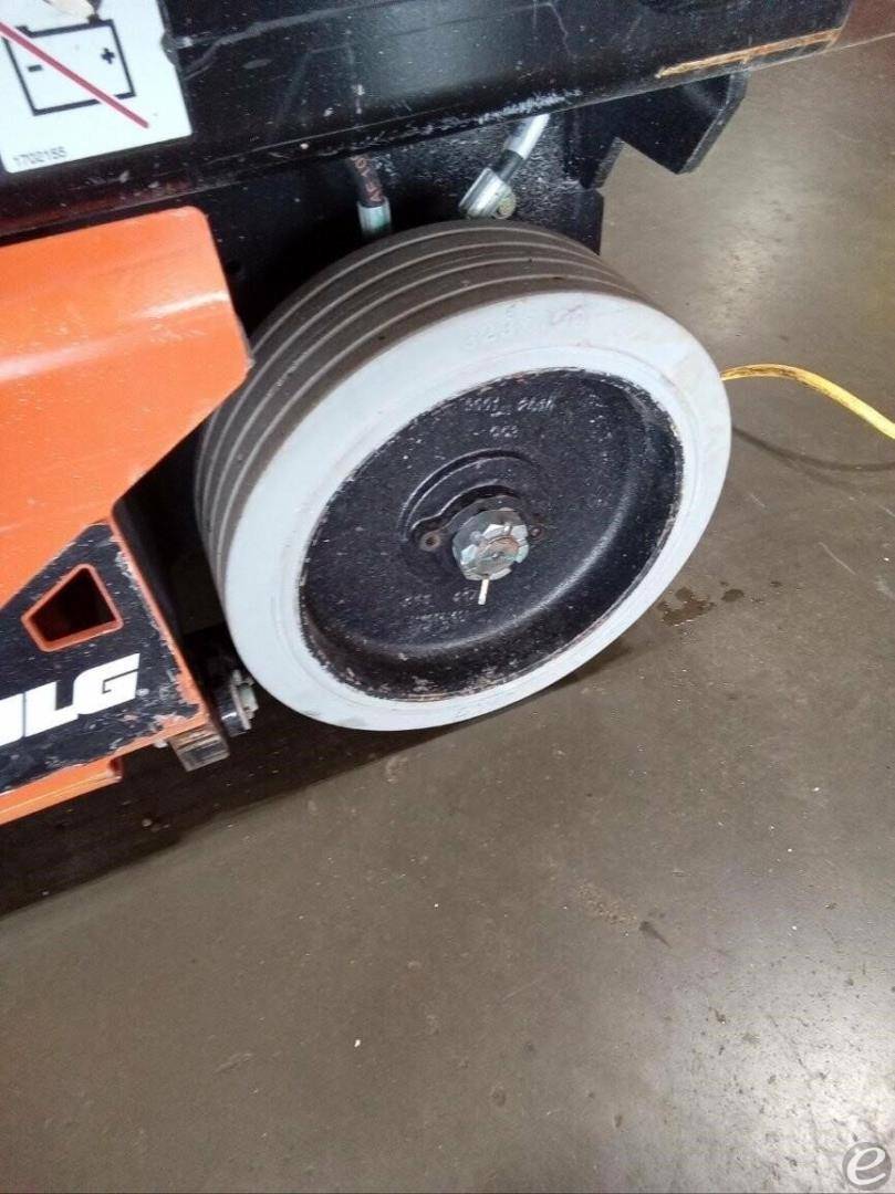2021 JLG R1932i