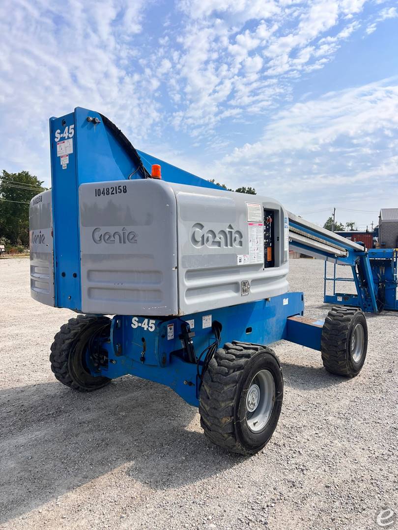 2016 Genie S-45