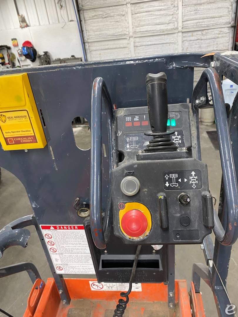 2016 Aichi SV1930E