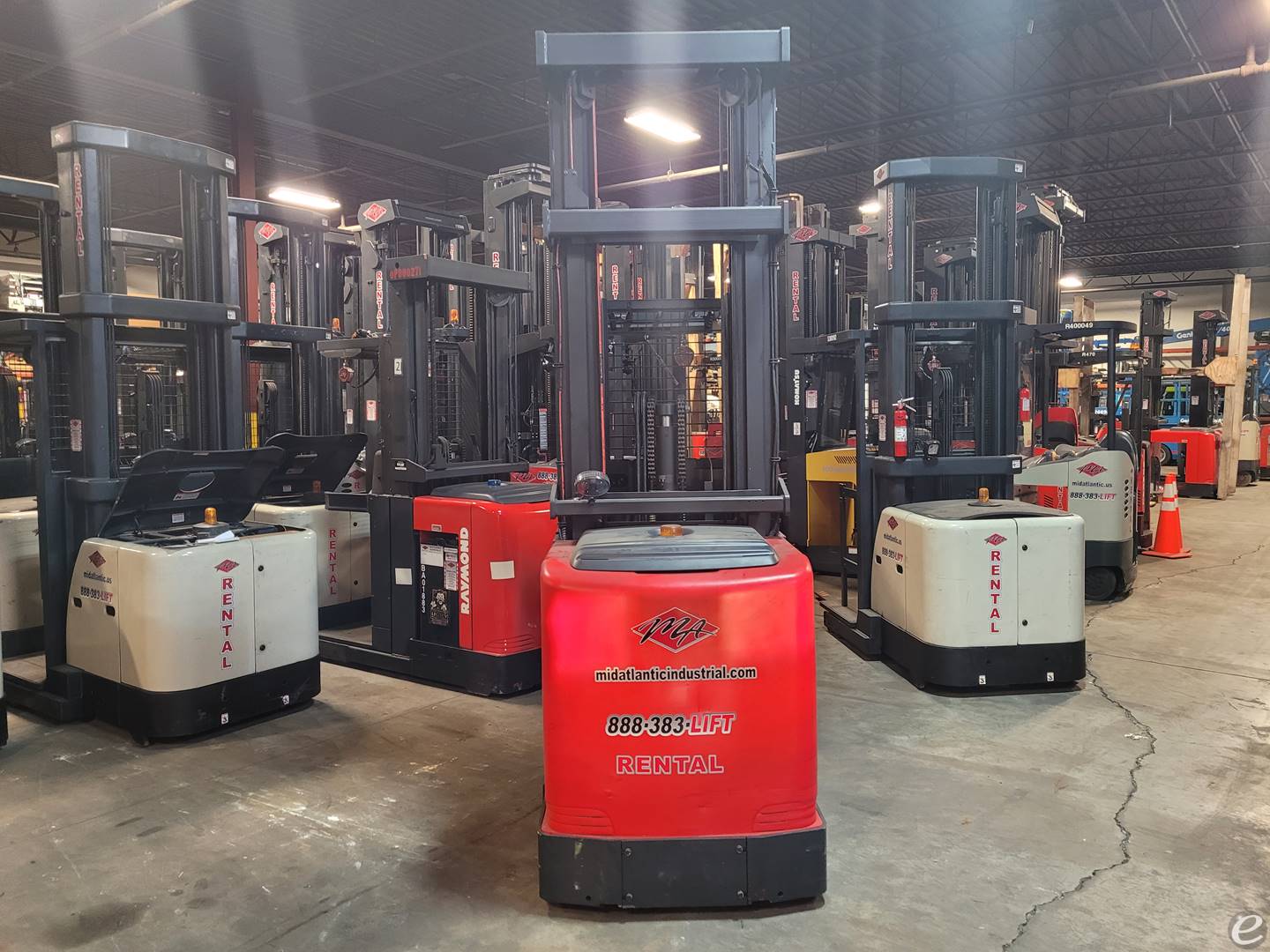 2008 Raymond 560-OPC30TT Electric Order Picker - 123Forklift