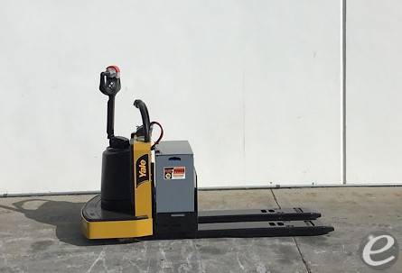 2001 Yale MPE060	 Electric Forklift...