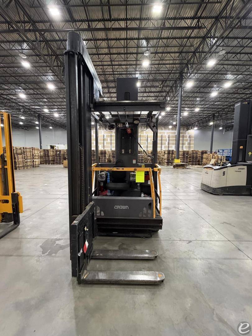 2015 Crown TSP6000-30