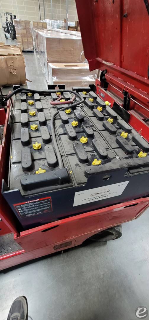 2010 Raymond 470-C50HM