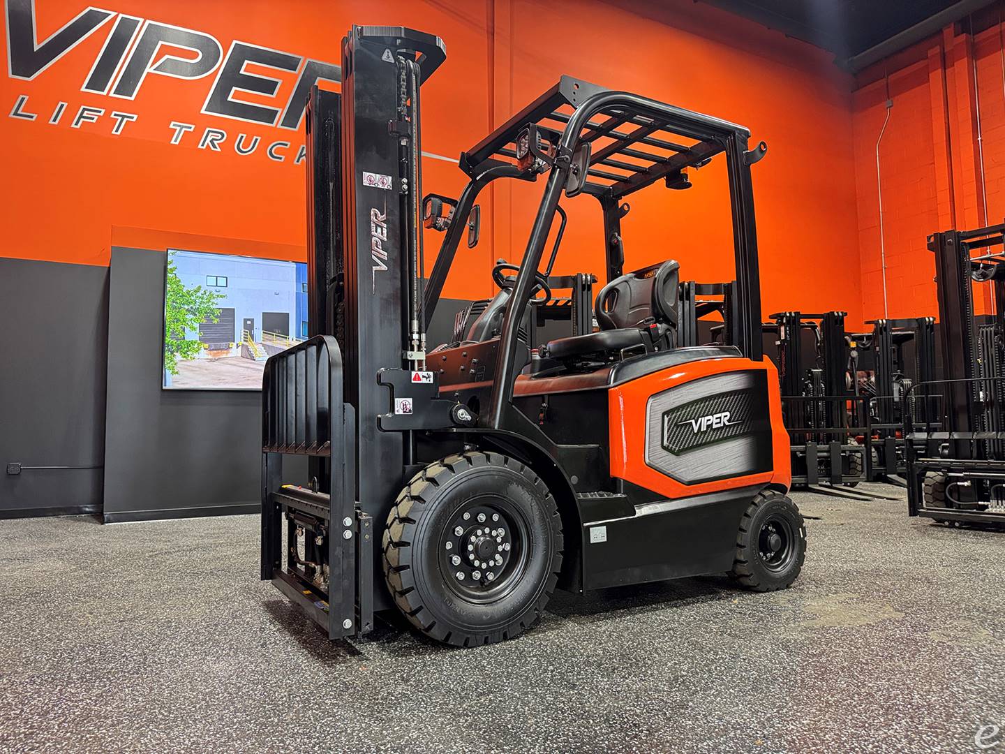 2026 Viper Lift Trucks FB25V