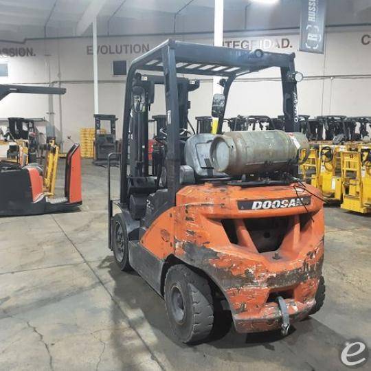 2017 Doosan G25N-7 LP Gas Forklift - 123Forklift