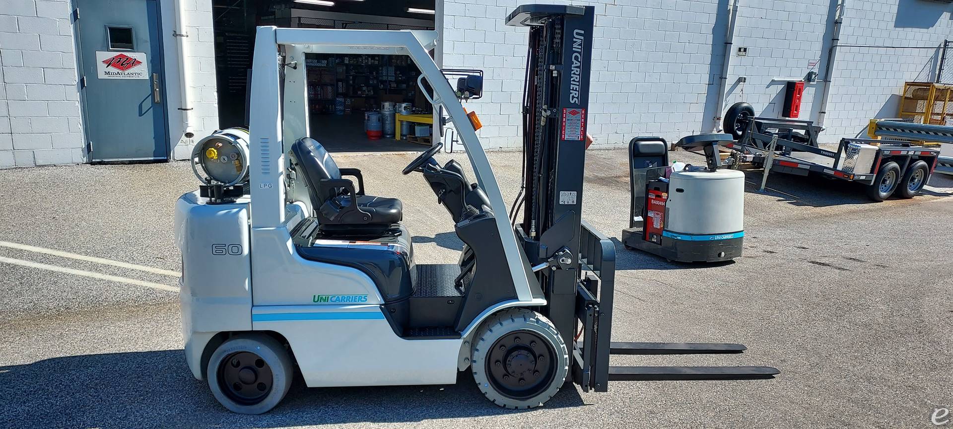 2015 Unicarriers MCUG1F2F30LV- CF60LP Cushion Tire Forklift - 123Forklift