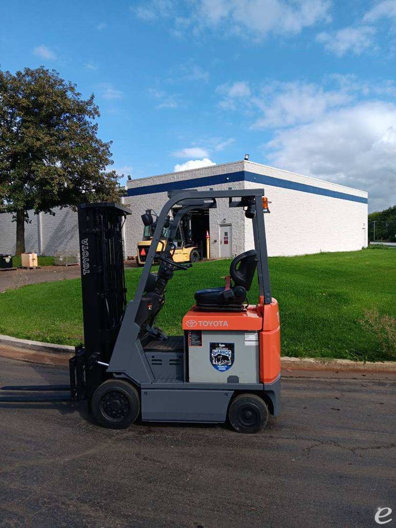 2019 Toyota FBCU15