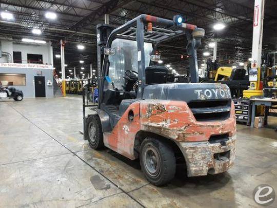 2018 Toyota 8FD40U Diesel Forklift - 123Forklift
