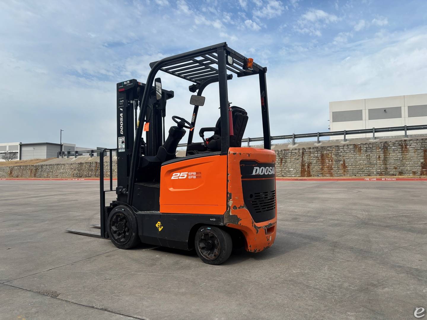 2022 Doosan BC25S-7