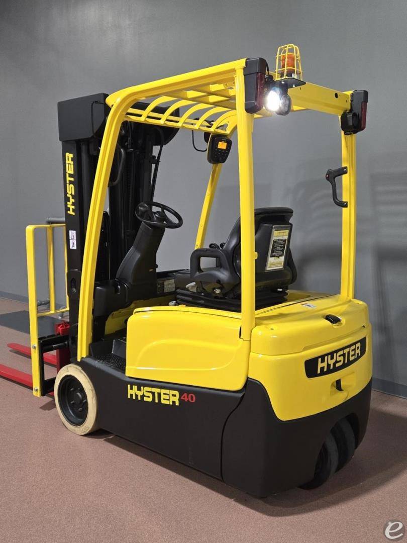2017 Hyster J40XNT Electric Forklift - 123Forklift