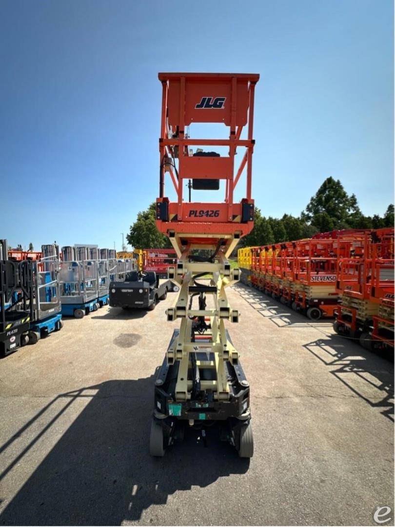 2021 JLG R1932i