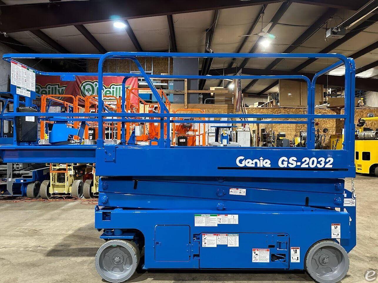 2015 Genie GS2032 Electric Scissor Lift - 123Forklift