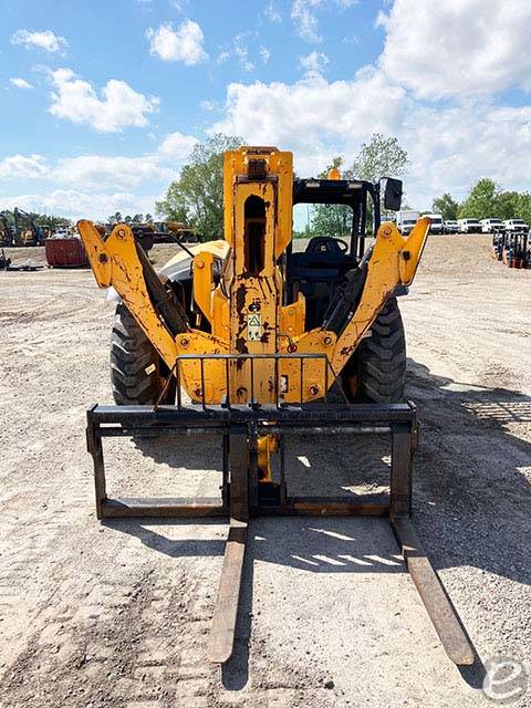 2019 JCB 510-56
