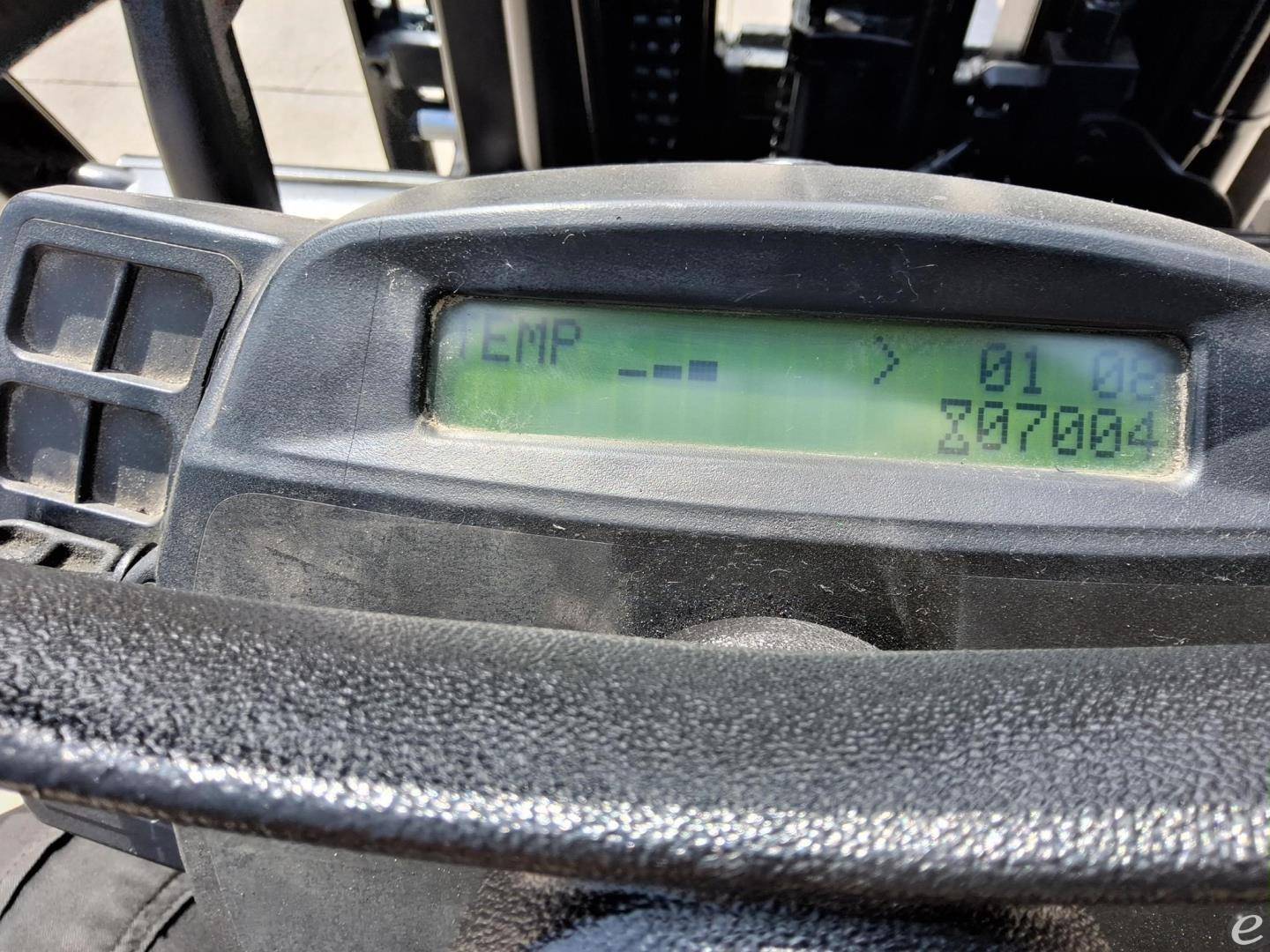 2021 Yale GLC100VX