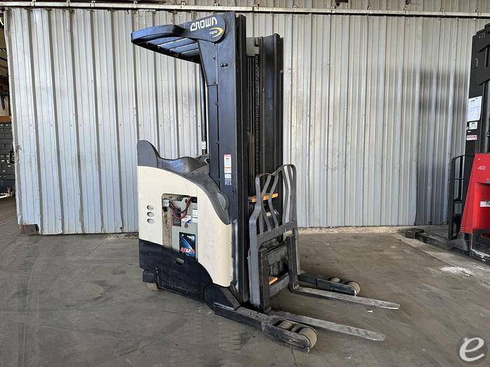 2014 Crown RR5725-45 Electric Forkl...